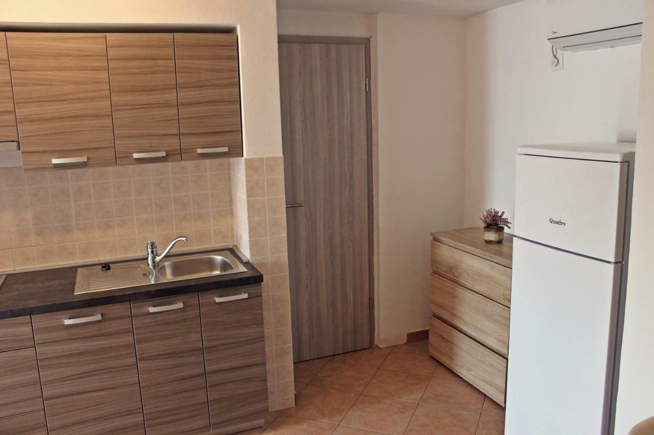 Apartment Ivana Baška Esterno foto