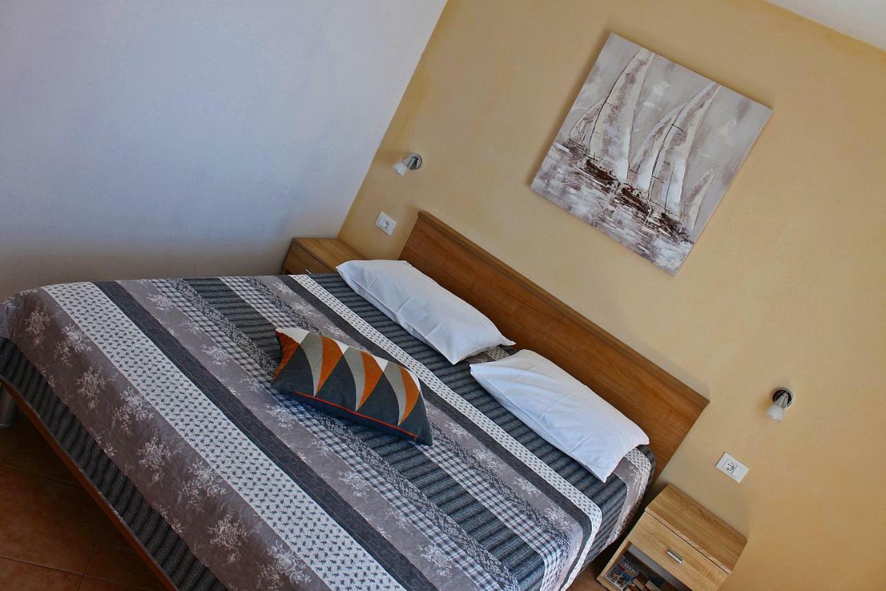 Apartment Ivana Baška Esterno foto